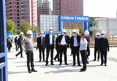 海安市人大常委會副主任盧忠平率隊考察公司高新區(qū)實驗小學(xué)項目