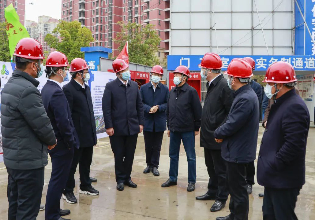 海安市常務(wù)副市長嚴(yán)長江率隊考察公司高新區(qū)實驗小學(xué)項目